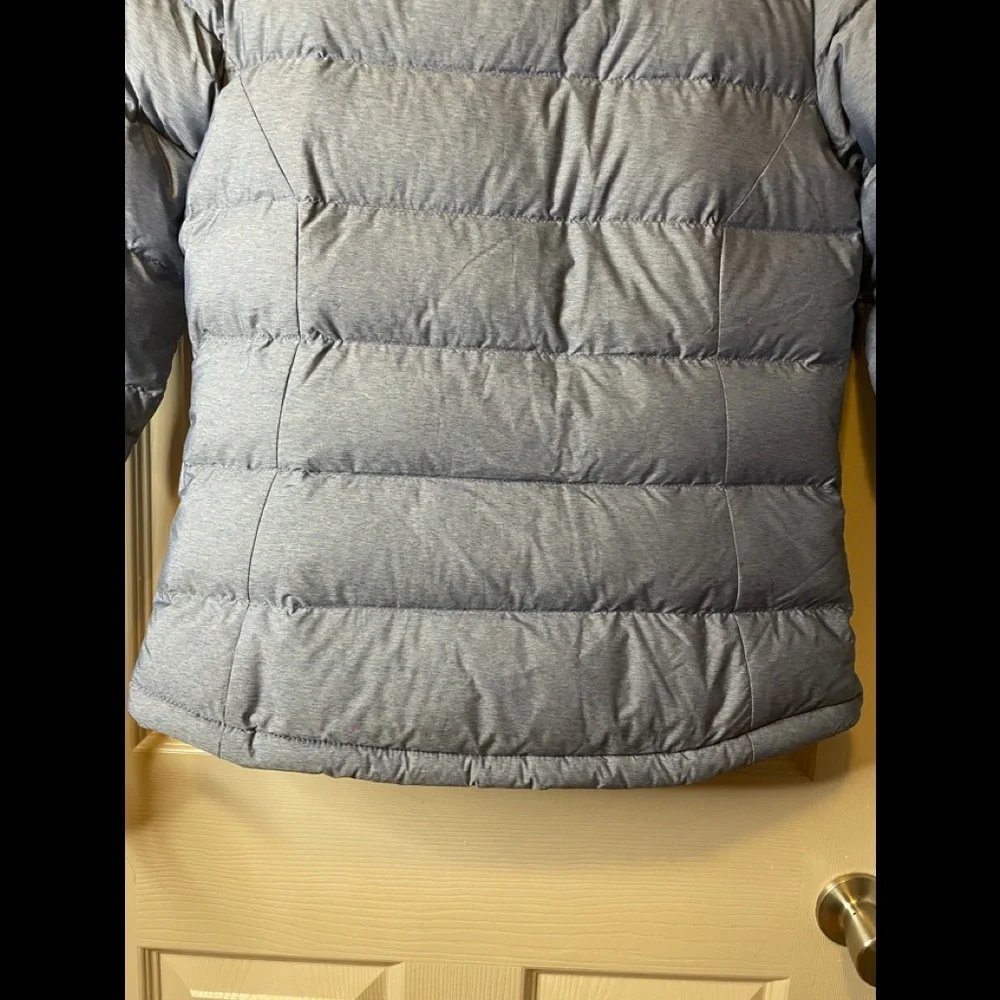 The North Face Blue Quilted Puffer Jacket Women Size‎ Small